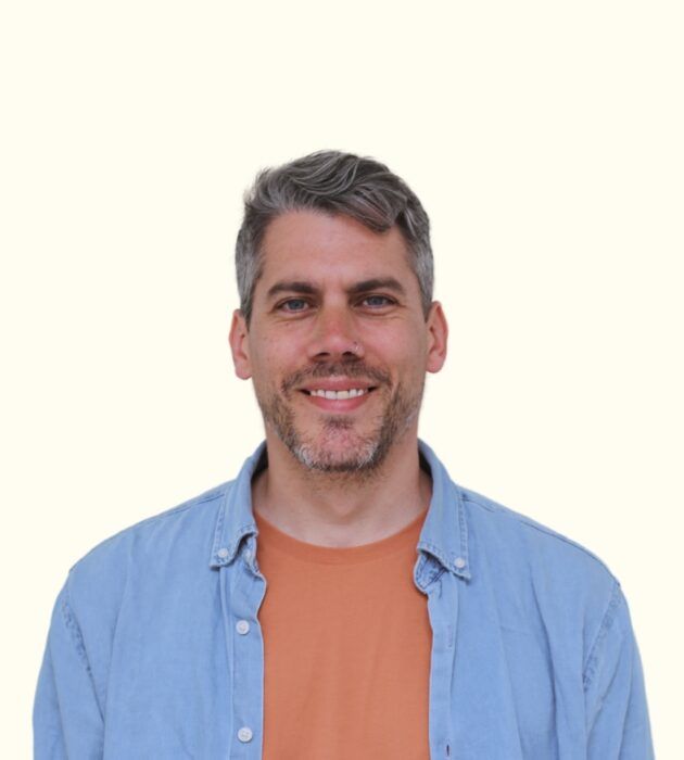 Photo portrait of Richard James